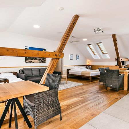 Statek Samsara Hotel Blansko Bagian luar foto