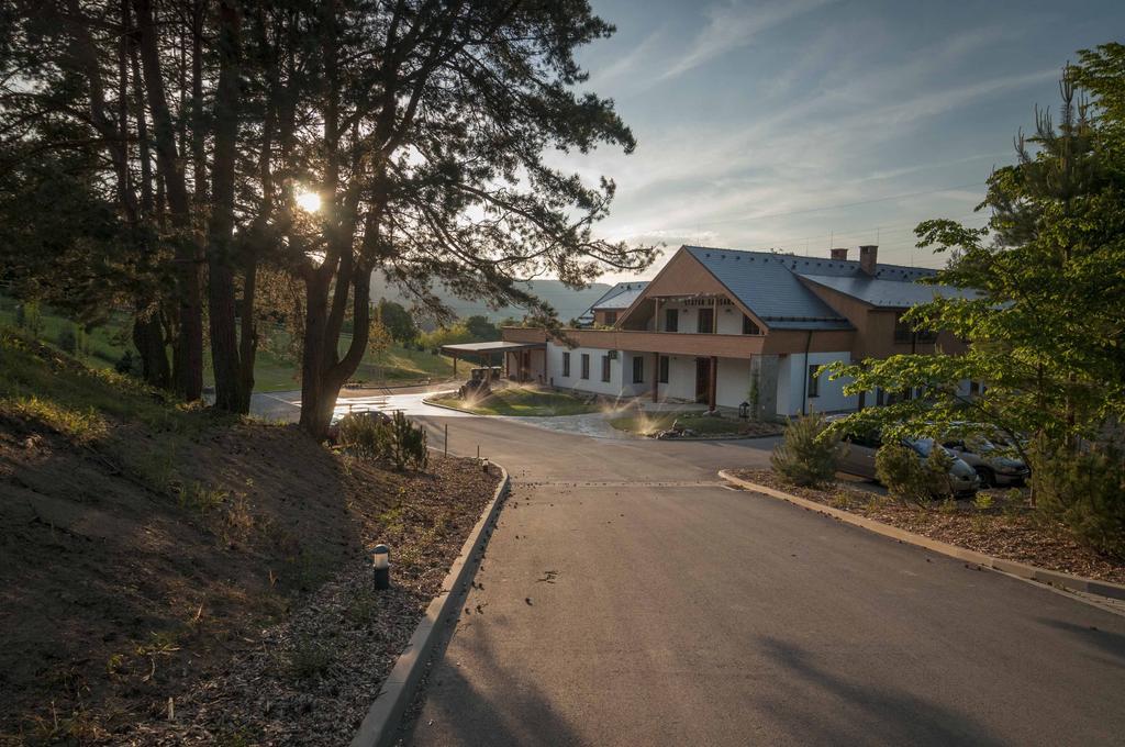 Statek Samsara Hotel Blansko Bagian luar foto